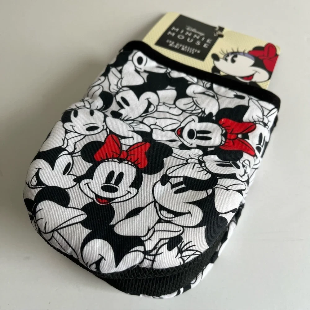 Disney Minnie Mouse Oven Mitt Set - Pop Art Style, Black, White, Red - New with